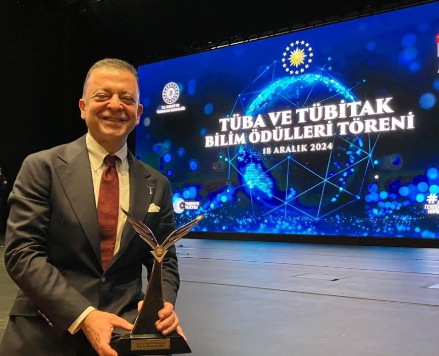 Türk Bilim Dünyasına Büyük Gurur: Prof. Dr. Ahmet Alanay TÜBİTAK Bilim Ödülü Aldı
