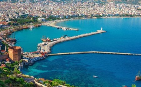Antalya’nın Alanya İlçesindeki En İyi Psikologlar: Uzman İsimler ve İletişim Bilgileri