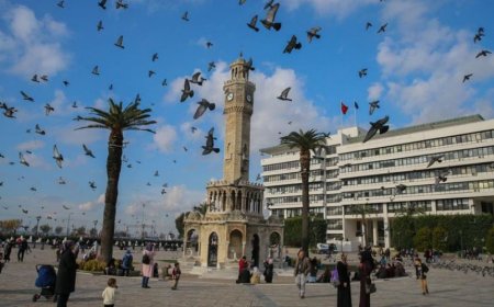 İzmir’in En İyi Psikiyatri Uzmanları: Uzman İsim ve İletişim Bilgileri