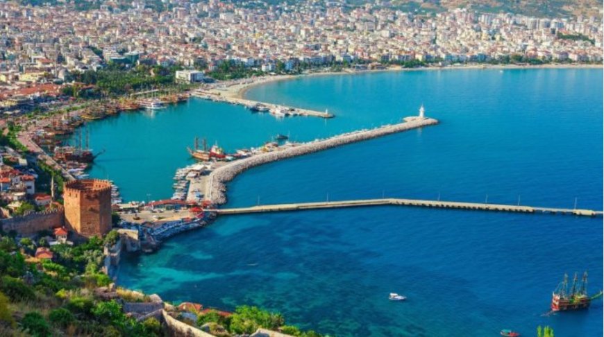Antalya’nın Alanya İlçesindeki En İyi Psikologlar: Uzman İsimler ve İletişim Bilgileri