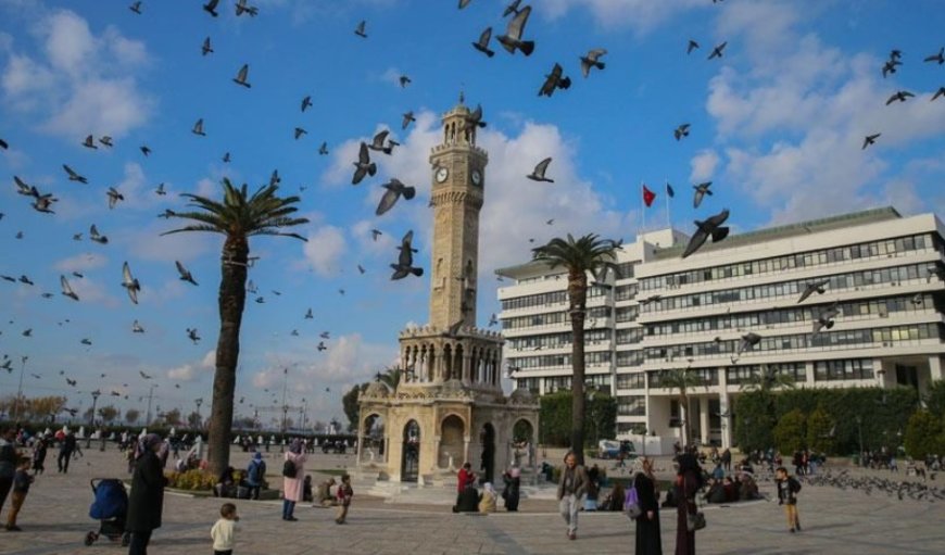 İzmir’in En İyi Psikiyatri Uzmanları: Uzman İsim ve İletişim Bilgileri