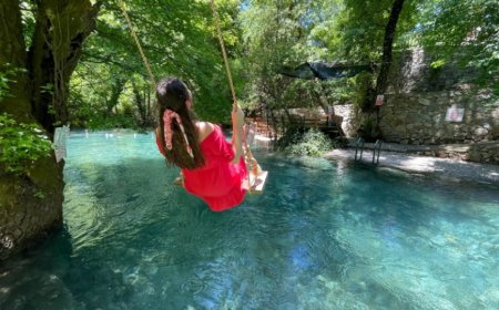 YUVARLAK ÇAY: SANDRAS DAĞI’NIN ETEKLERİNDEKİ DOĞA HARİKASI