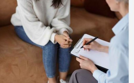 Uzman Klinik Psikolog Aygül Sarıbay: Online Terapi ve Aile Danışmanlığı Alanında Deneyimli Bir Uzman