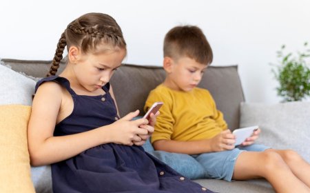 Çocukların Akıllı Telefona Sahip Olma Yaşı Giderek Düşüyor!