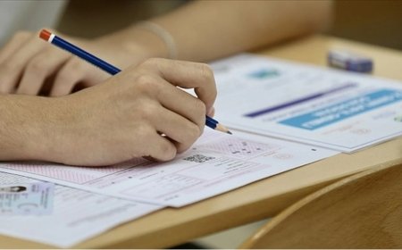 Prof. Dr. Nevzat Tarhan'dan Üniversite Adaylarına Kritik Uyarı: Geleceğe Mektup Yazar Gibi Tercih Yapın