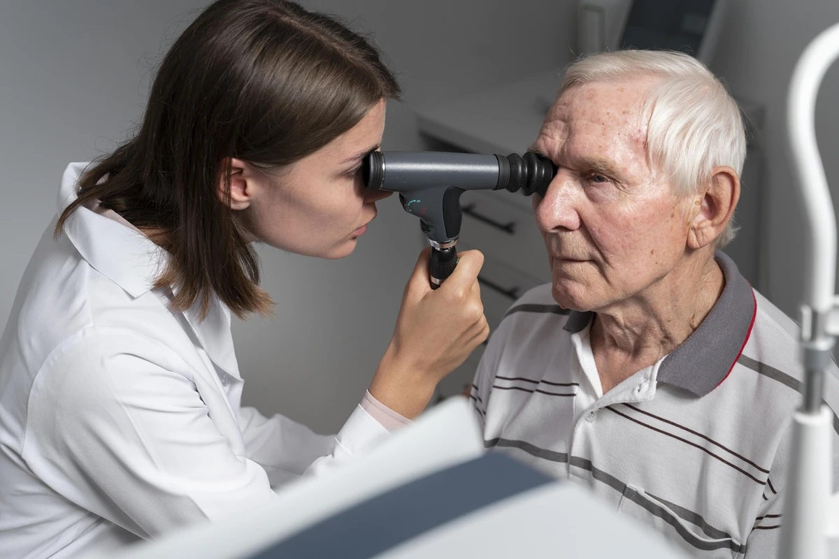 Yapay zekâ destekli göz taraması Alzheimer’ı erken gösterebilir mi?